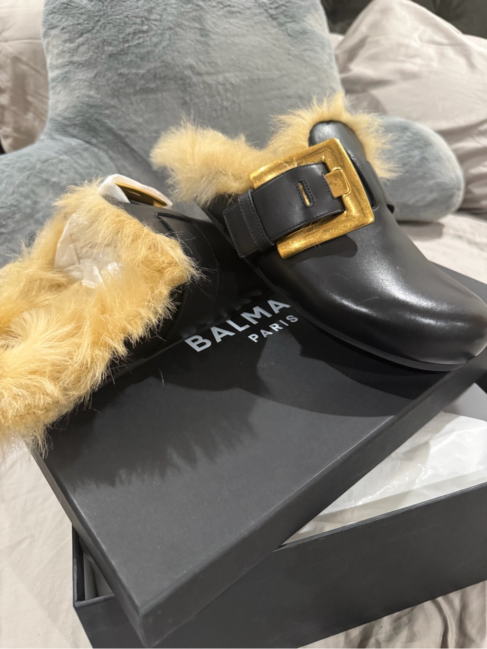 Balmain Black Leather Mules with Yellow Fur and Gold Buckle - Picture 5 of 7